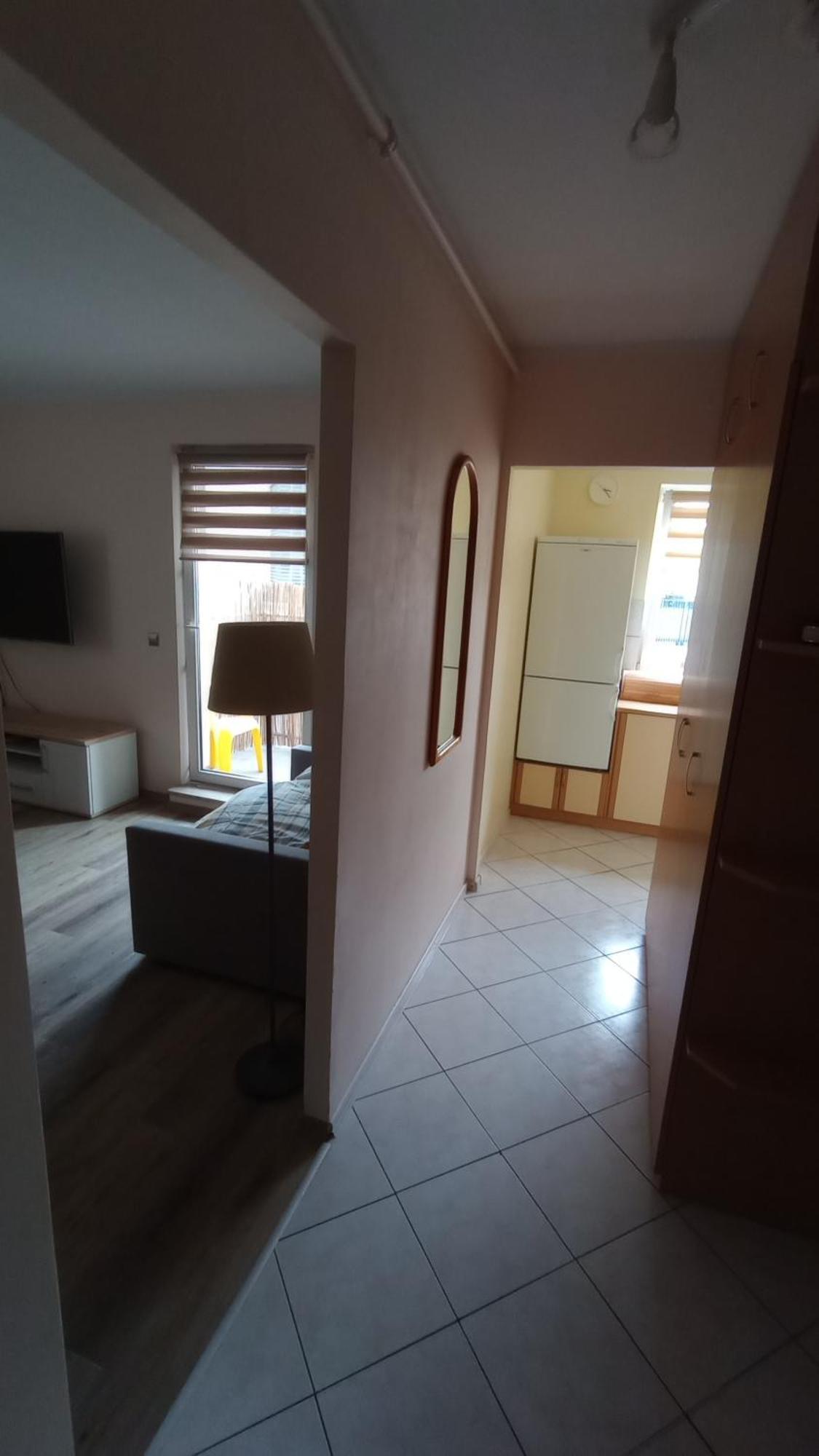 Odkryta Warszawa! - Prywatne Mieszkanie, Samodzielne Zameldowanie, Private Studio Balcony, Free Wifi, Smart Tv 55", Parking, Self Check In - Warsaw North Екстериор снимка